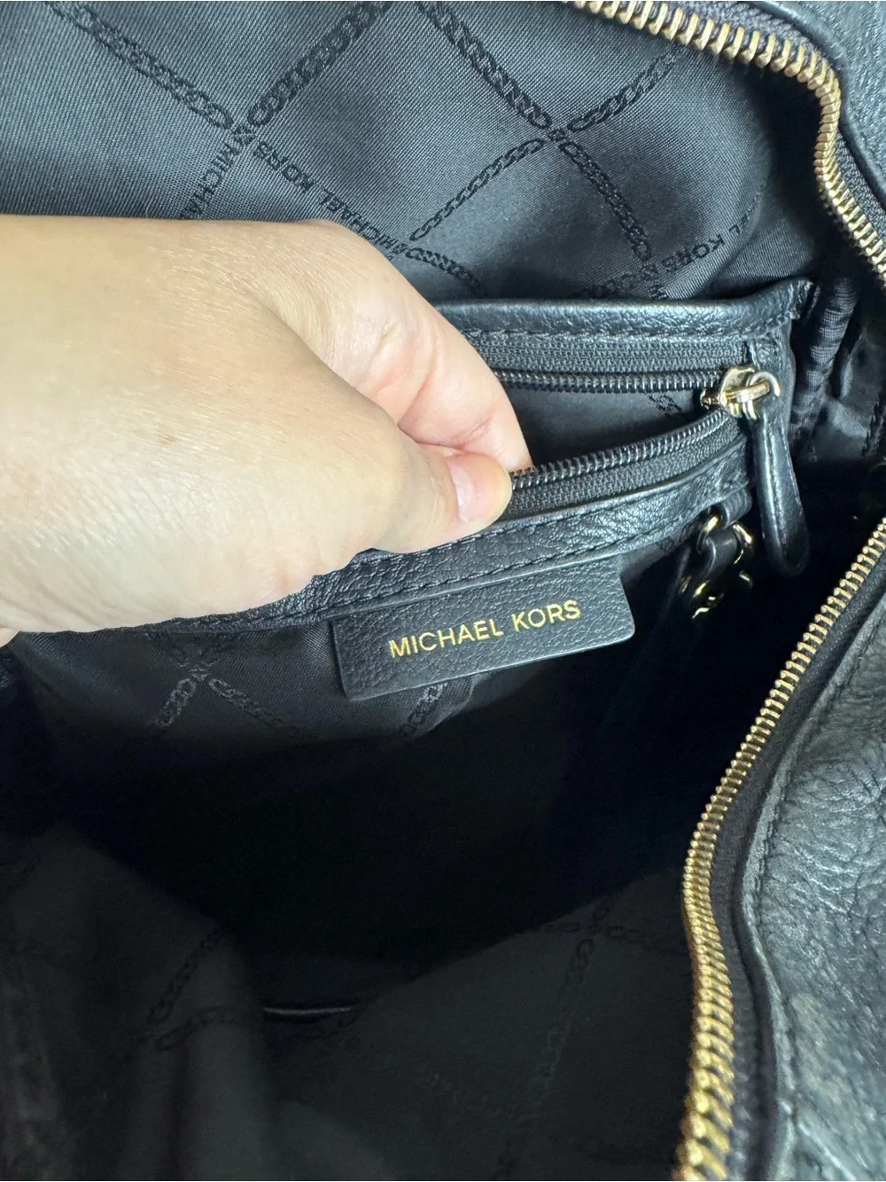 MICHAEL KORS 🖤 Pebbled Black Leather Backpack, Gold Hardware, 3 compartments
